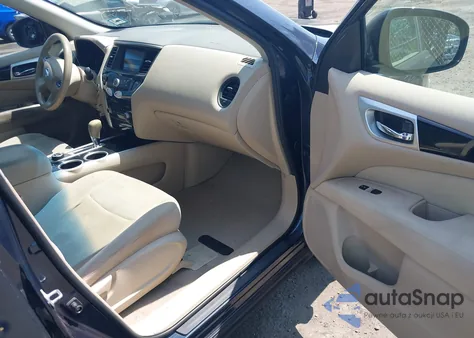 2015 Nissan Pathfinder S z USA, uszkodzony, nr VIN 5N1AR2MM1FC682747